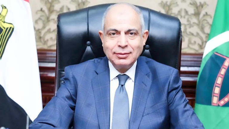 محافظ المنيا يعلن التعريفة الجديدة للمواصلات بعد ارتفاع أسعار الوقود - تفاصيل حصرية 1 محافظ المنيا يعلن التعريفة الجديدة للمواصلات بعد ارتفاع أسعار الوقود - تفاصيل حصرية