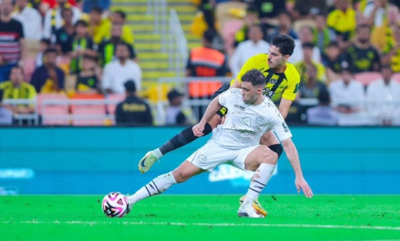 مواجهة نارية: الاتحاد يلتقي الشباب في كلاسيكو مثير والأهلي يتحدى القادسية في قمة سعودية منتظرة! 1 مواجهة نارية: الاتحاد يلتقي الشباب في كلاسيكو مثير والأهلي يتحدى القادسية في قمة سعودية منتظرة!