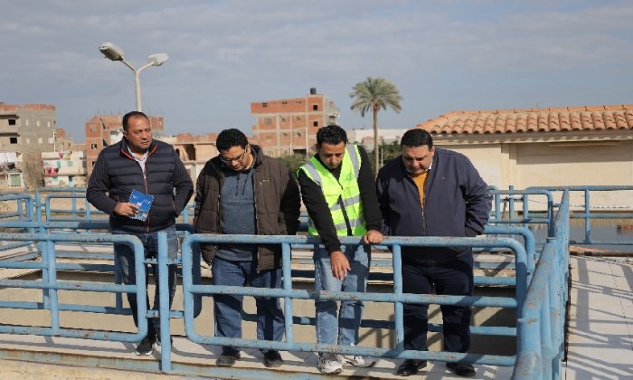 رئيس مياه البحيرة يتفقد محطة معمل القزاز بكفر الدوار ويشدد على أهمية جودة المياه 1 رئيس مياه البحيرة يتفقد محطة معمل القزاز بكفر الدوار ويشدد على أهمية جودة المياه