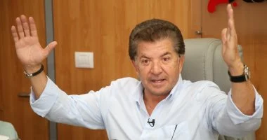 وليد توفيق يتحدث عن أمنيته لعام 2026: سلام وازدهار لمصر والعالم العربي في فيديو جديد 1 وليد توفيق يتحدث عن أمنيته لعام 2026: سلام وازدهار لمصر والعالم العربي في فيديو جديد